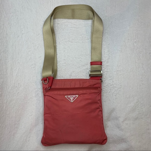 ✨✨✨✨SOLD✨✨✨✨ Prada Nylon Pink Crossbody Vintage - Picture 7 of 11